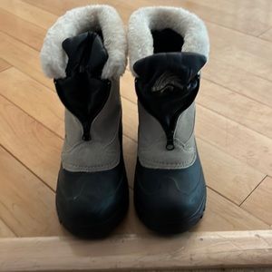 Snow Boots